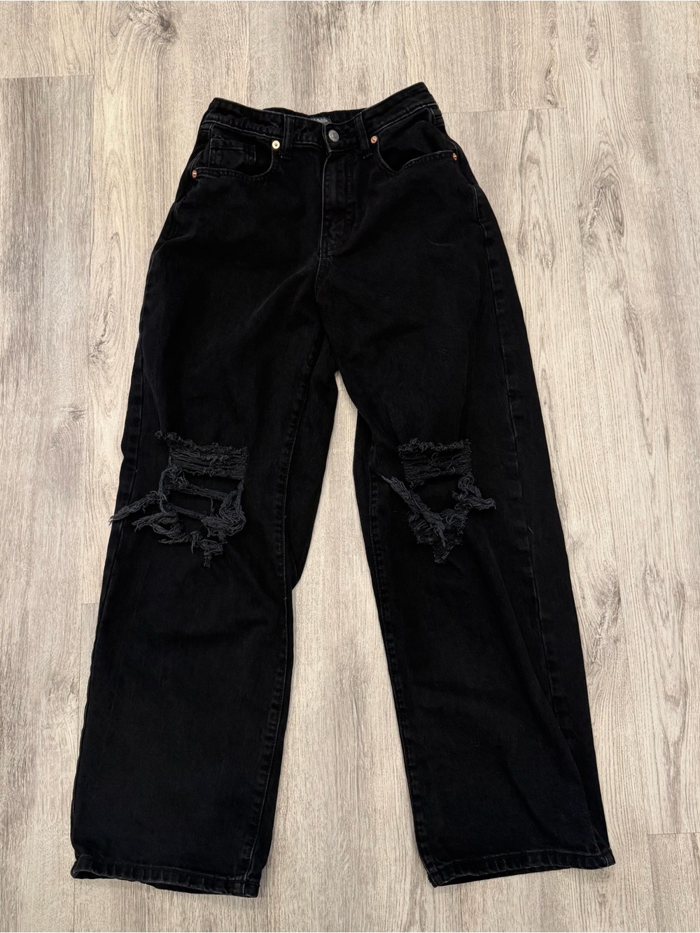 NWOT Wild Fable Highest Rise Baggy Distressed Black Jeans Size 0/25R